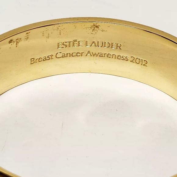 Rare Estee lauder 2012 breast cancer awareness campaign enamel pin and bracelet - Picture 4 of 5